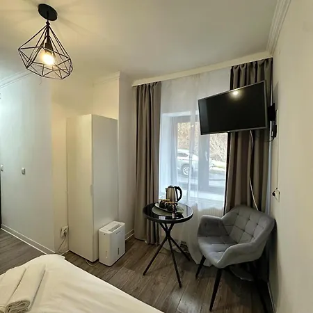 Apartment Silver