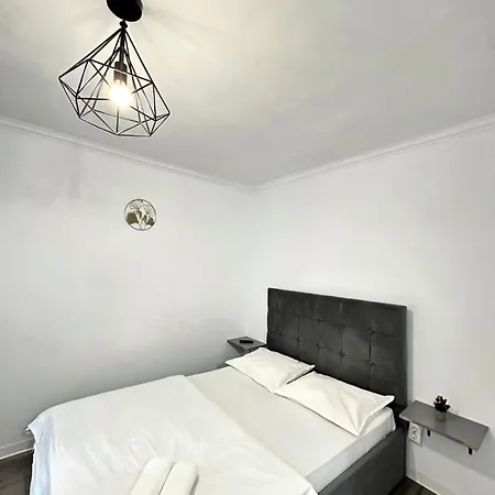 Apartment Silver