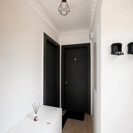 Apartment Silver